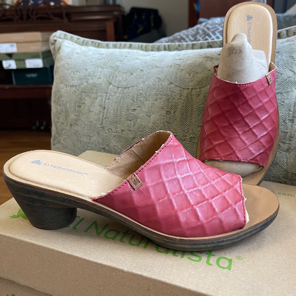 New El naturalista red leather sandals heels 38/7